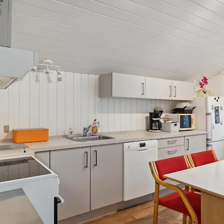 Vakantiehuis 2 Bedroom Beautiful In Herning *