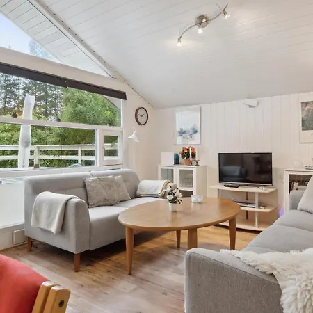 Holiday home 2 Bedroom Beautiful In Herning *